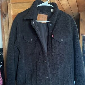 Black men’s Sherpa Levi jacket